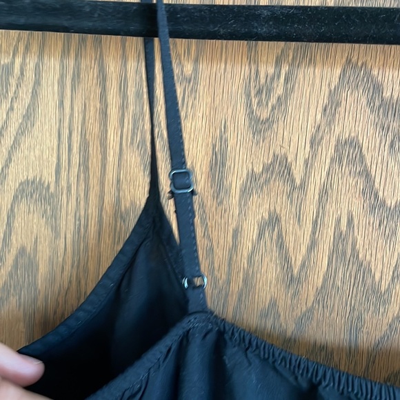 GAP Classic Black Tank Romper - Picture 4 of 6